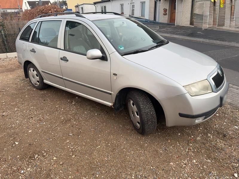 Gebraucht Skoda Fabia 101 PS (74 kW) 2002 Silber Kombi