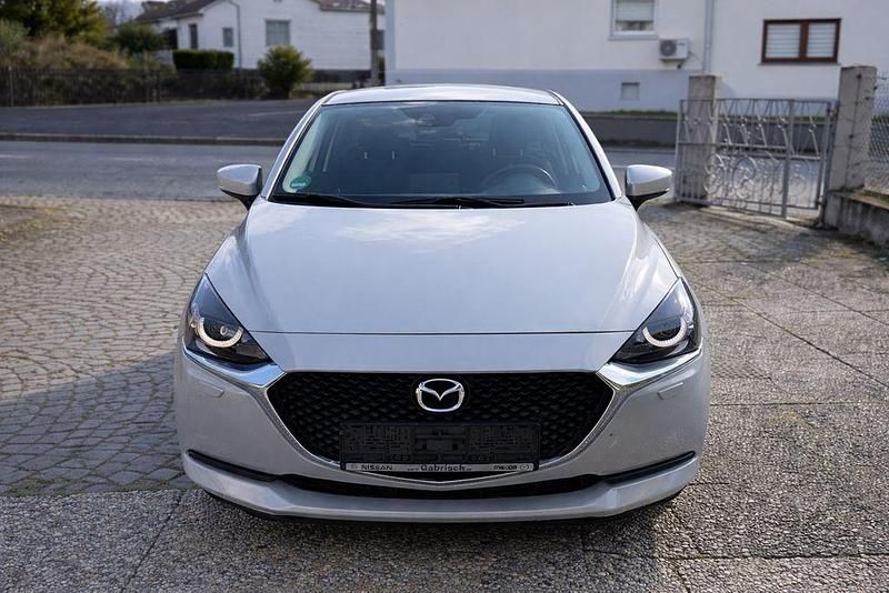 Gebraucht Mazda 2 Center-Line 75 PS (55 kW) 2023 Weiß Kleinwagen