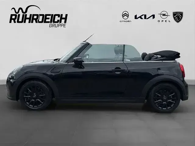 Gebraucht Mini Cooper Cabriolet Classic 136 PS (100 kW) 2023 Midnight black ii Cabrio