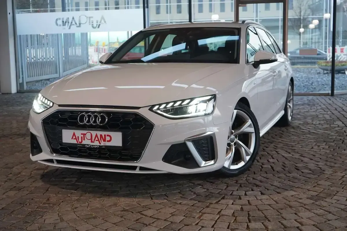 Gebraucht Audi A4 S-Line 190 PS (139 kW) 2020 Weiß Kombi