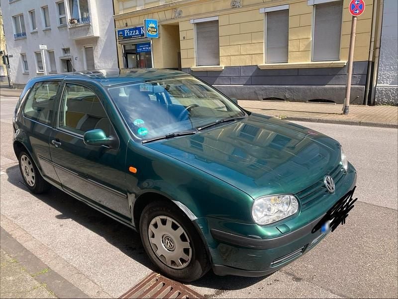 Gebraucht VW Golf III 75 PS (55 kW) 1999 Grün Limousine