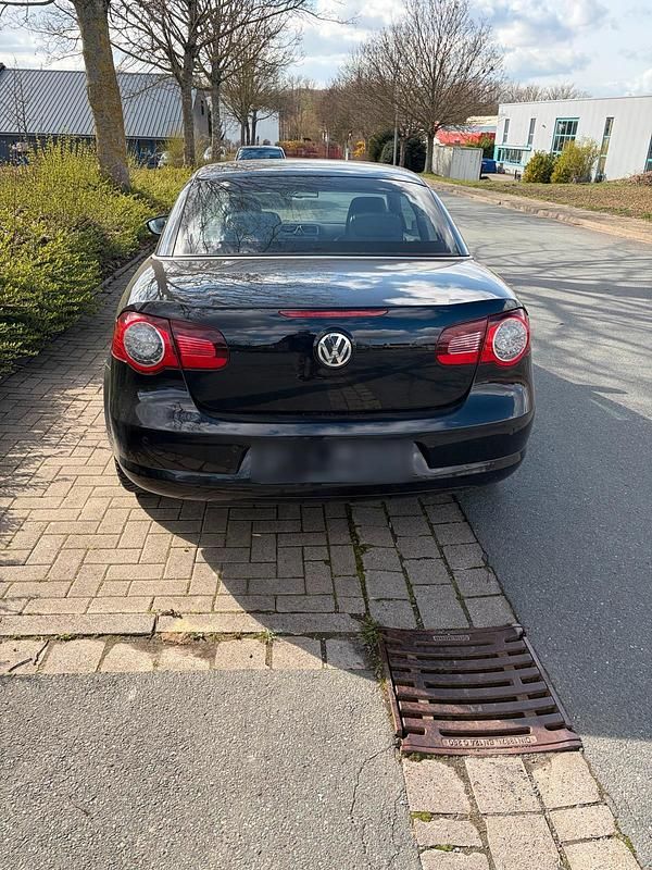 Gebraucht VW Eos Edition 122 PS (89 kW) 2009 Schwarz Cabrio