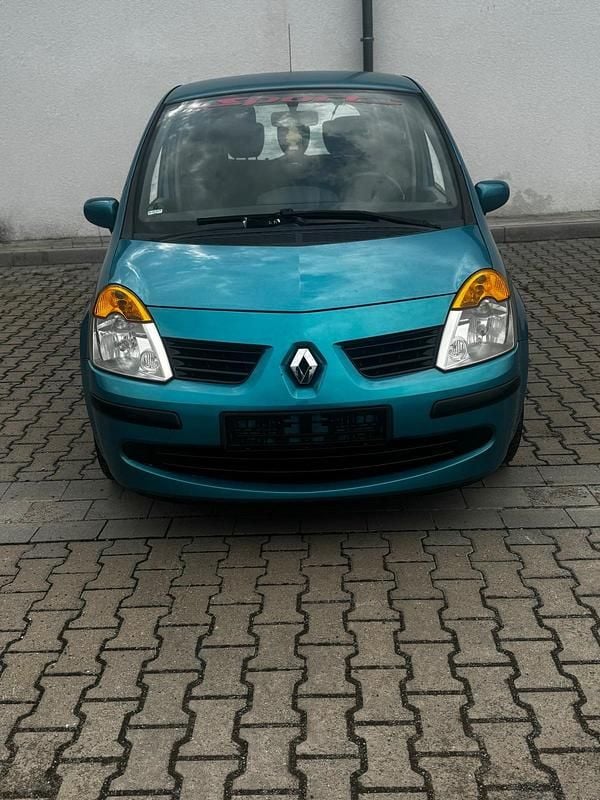 Blau Gebraucht 2005 Renault Modus Van / Kleinbus | 1.850 € (Teuer) - Bild 1/4