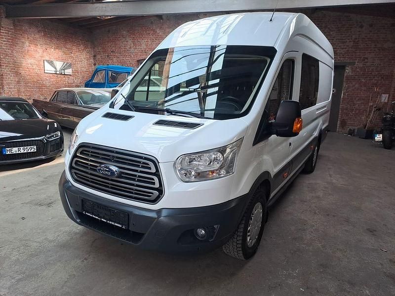 Second-hand Ford Transit 155 CP (114 kW) 2015 Alb Monovolum