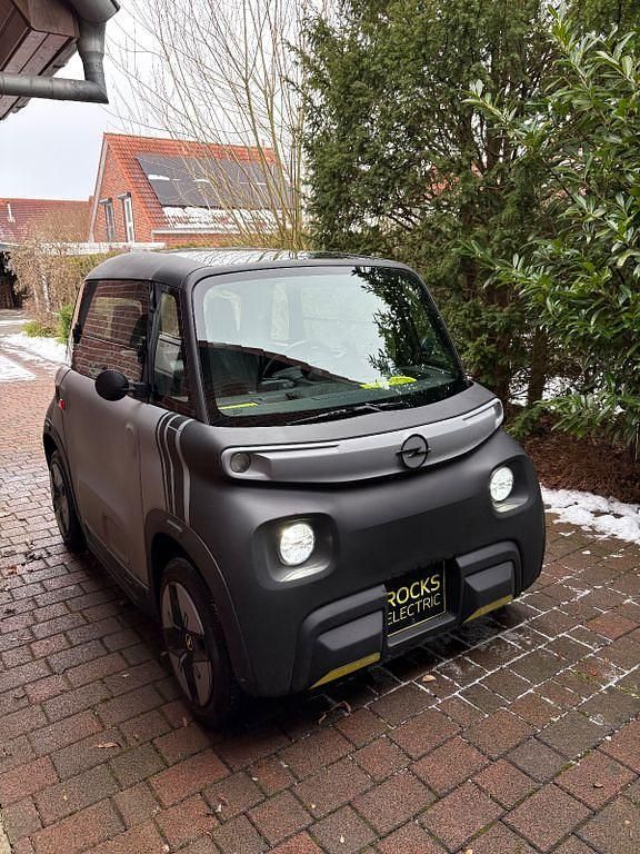 Grau Gebraucht 2023 Opel Rocks-e Rocks Kleinwagen | 7.777 € - Bild 1/4