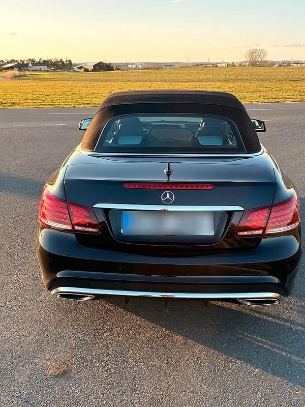 Gebraucht Mercedes E400 AMG 333 PS (244 kW) 2015 Schwarz Cabrio