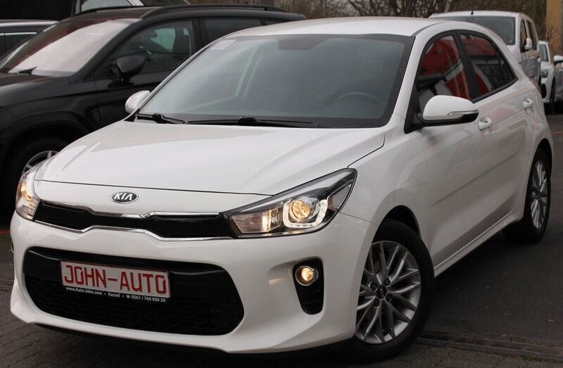 Weiß Gebraucht 2019 Kia Rio DREAM-TEAM Edition Kleinwagen | 7.800 € (Guter Preis) - Bild 1/4