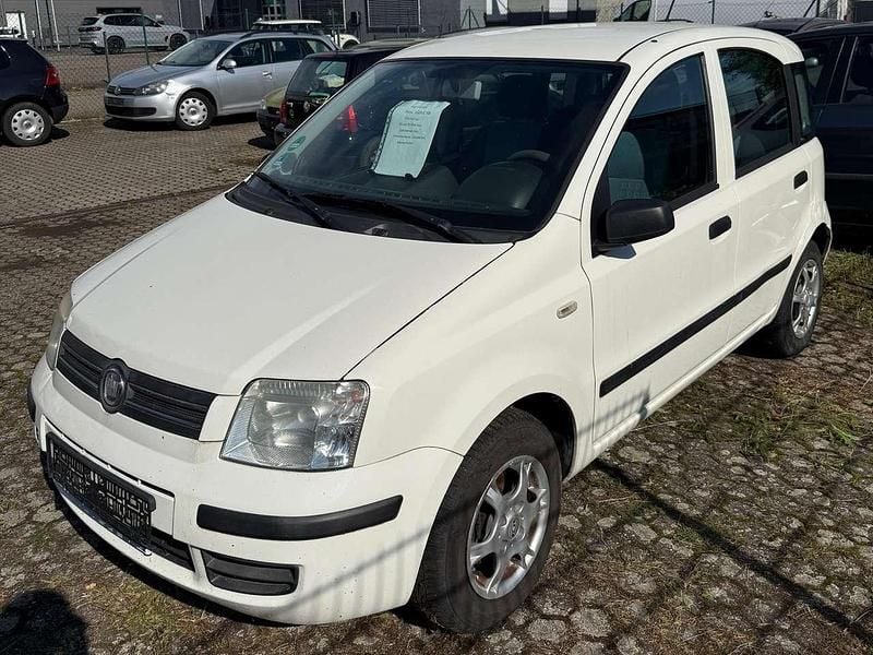 Weiß Gebraucht 2009 Fiat Panda Dynamic Kleinwagen | 1.400 € (Fairer Preis) - Bild 1/4