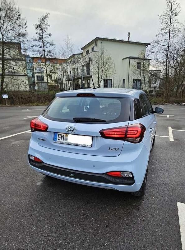 Gebraucht Hyundai i20 Active 101 PS (74 kW) 2020 Limousine