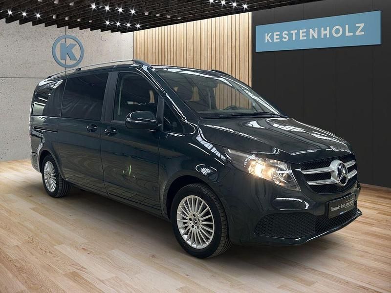 Gebraucht Mercedes V220 Edition 163 PS (119 kW) 2023 Grün Van / Kleinbus