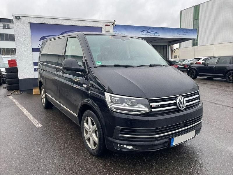 Schwarz Gebraucht 2016 VW Multivan Highline Van | 17.990 € (Superpreis) - Bild 1/4