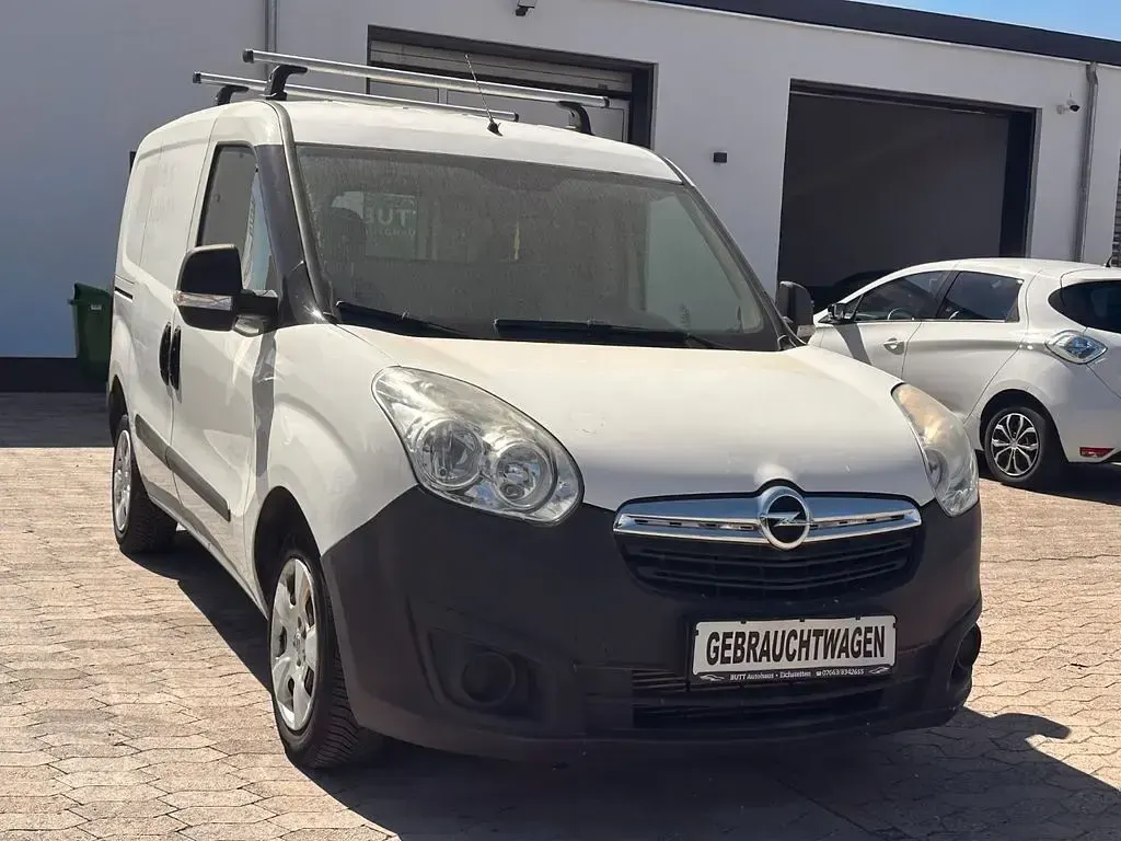 Gebraucht Opel Combo 90 PS (66 kW) 2012 Weiß Van / Kleinbus
