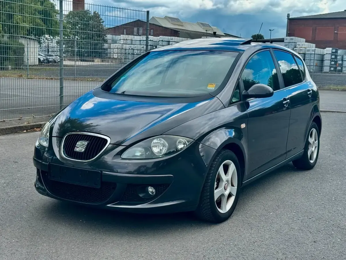 Gebraucht Seat Altea 140 PS (102 kW) 2004 Schwarz Van / Kleinbus