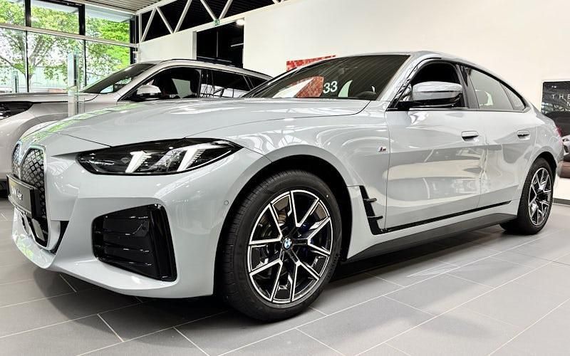 Neu BMW i4 Shadowline 250 kW (340 PS) 2025 M brooklyn grau metallic Limousine