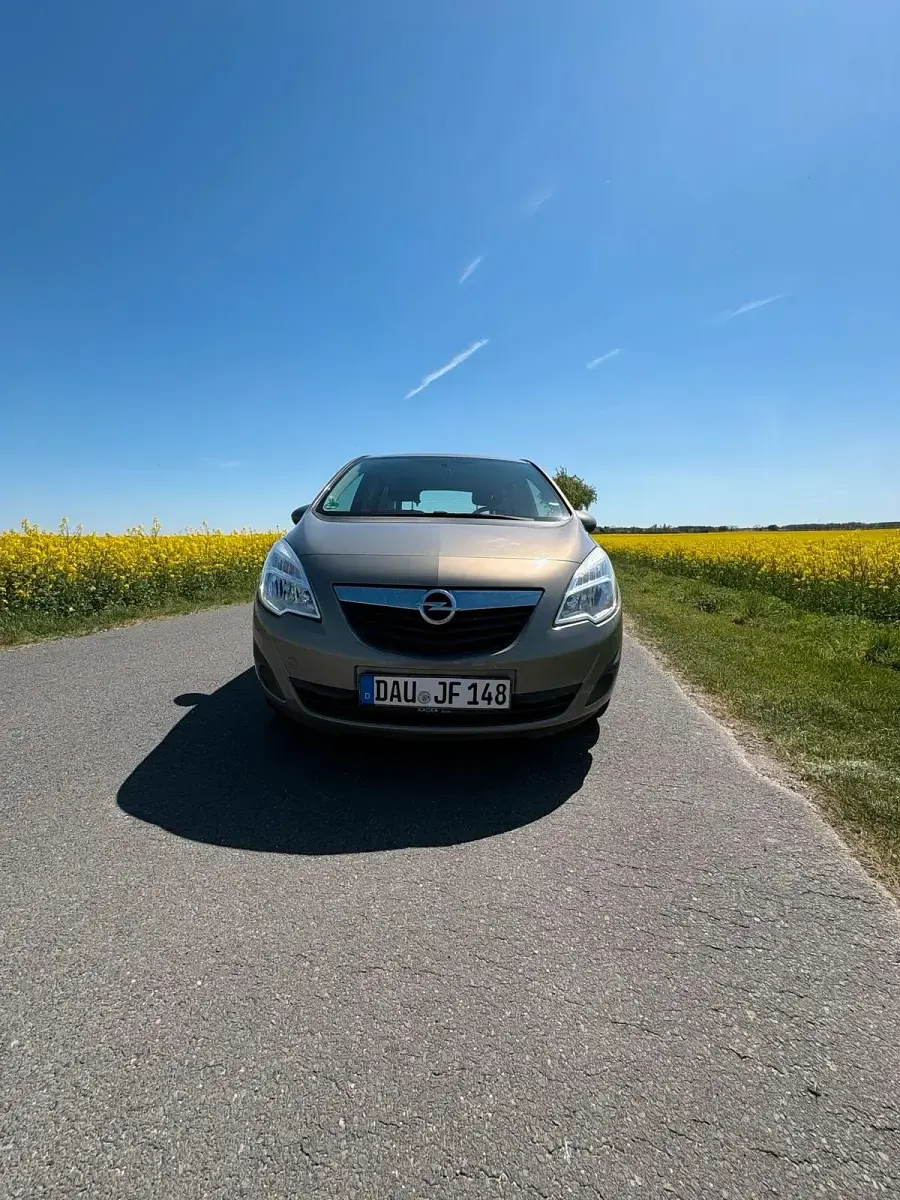Gebraucht Opel Meriva 101 PS (74 kW) 2010 Beige Van / Kleinbus