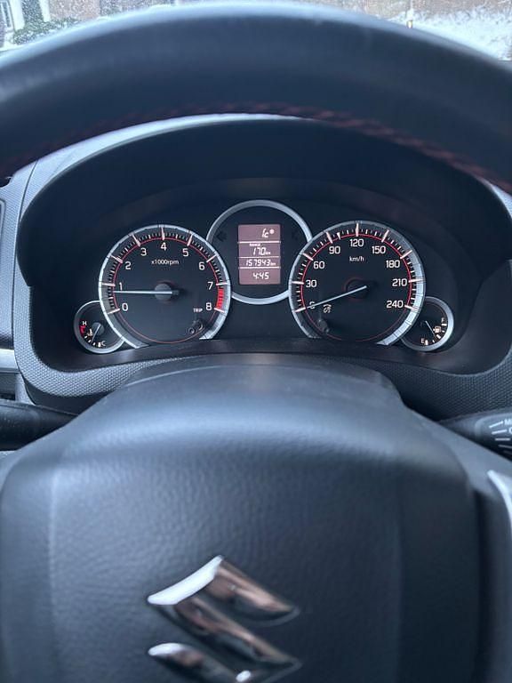 Gebraucht Suzuki Swift Sport 136 PS (100 kW) 2012 Weiß Kleinwagen