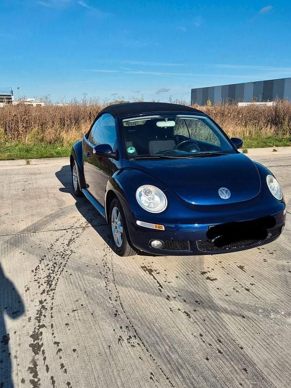Gebraucht VW New Beetle Cabriolet United 116 PS (85 kW) 2008 Blau Cabrio