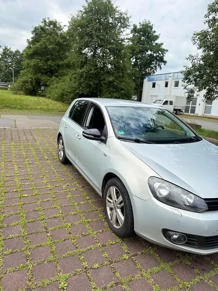 Gebraucht VW Golf VII Match 105 PS (77 kW) 2012 Limousine