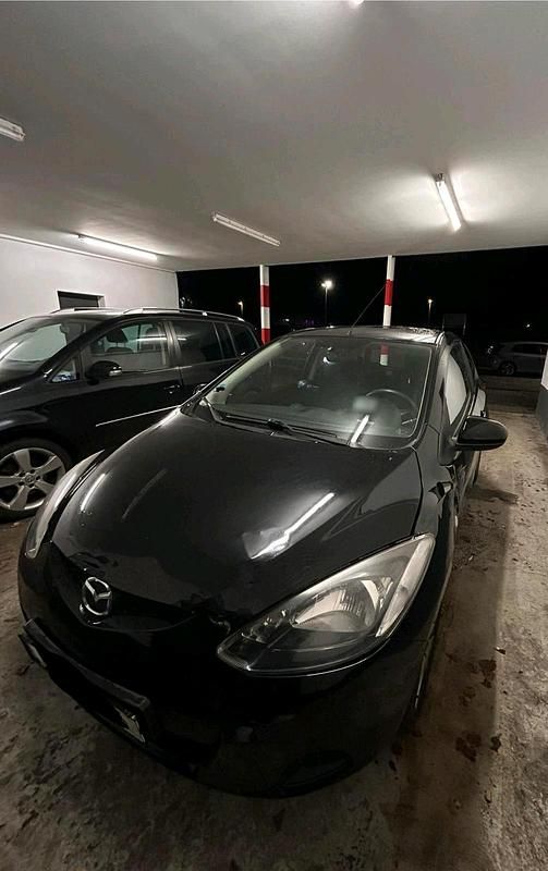 Gebraucht Mazda 2 86 PS (63 kW) 2009 Schwarz Kleinwagen
