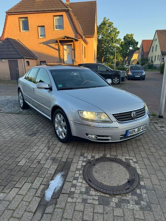 Grau Gebraucht 2006 VW Phaeton Limousine | 3.000 € (Superpreis) - Bild 1/4