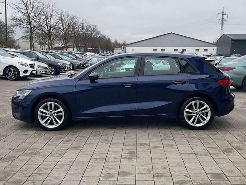 Gebraucht Audi A3 Ambiente 150 PS (110 kW) 2021 Andere Limousine