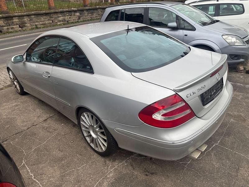 Gebraucht Mercedes CLK500 306 PS (225 kW) 2003 Silber Coupé