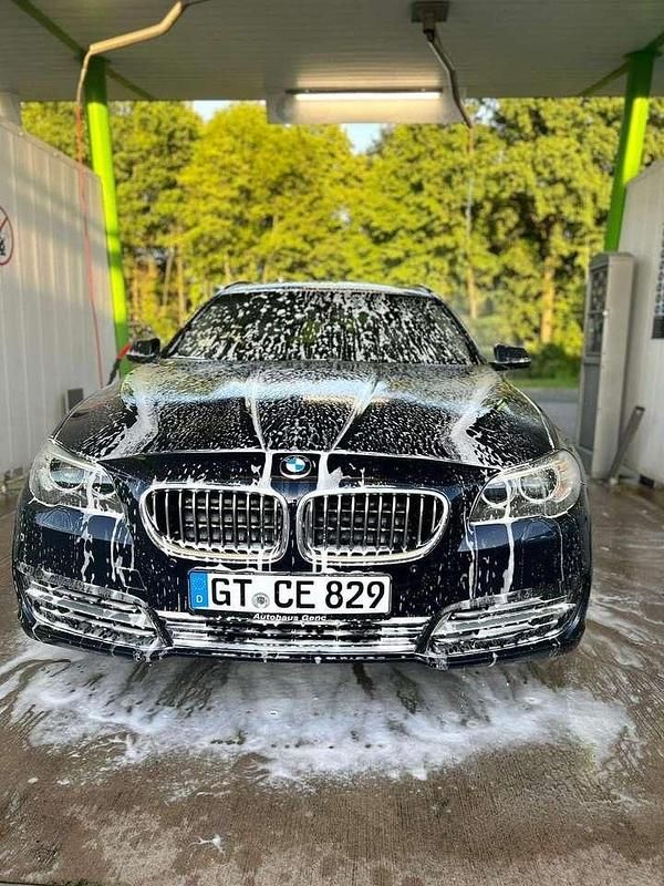 Gebraucht BMW 520 Luxury Line 190 PS (139 kW) 2015 Limousine