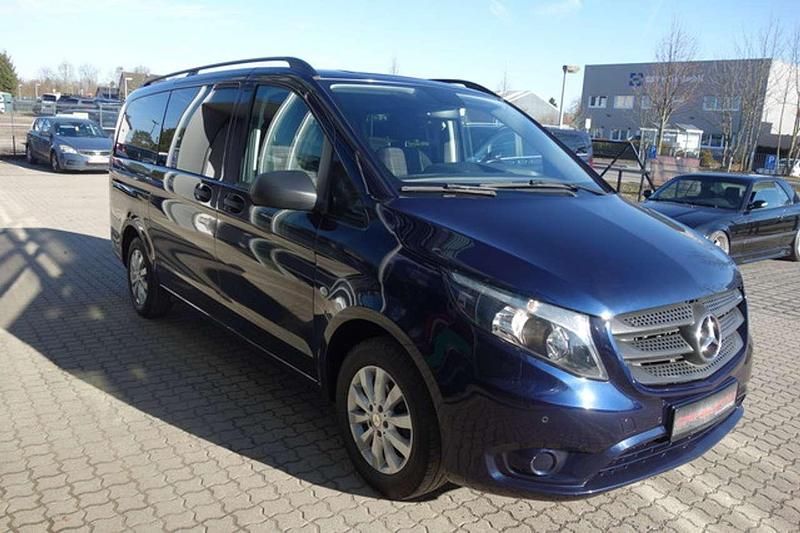 Gebraucht Mercedes Vito 114 PS (83 kW) 2018 Blau Van