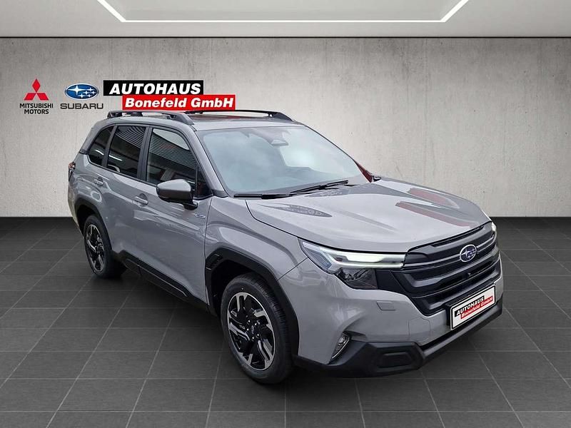 Neu Subaru Forester Active 136 PS (100 kW) 2025 River rock pearl SUV