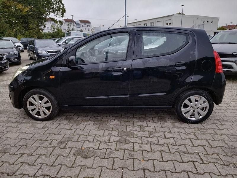 Gebraucht Nissan Pixo 68 PS (50 kW) 2012 Schwarz Kleinwagen