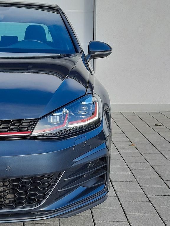 Dark iron blue Gebraucht 2020 VW Golf GTI Limousine | 26.999 € (Etwas zu teuer) - Bild 1/4