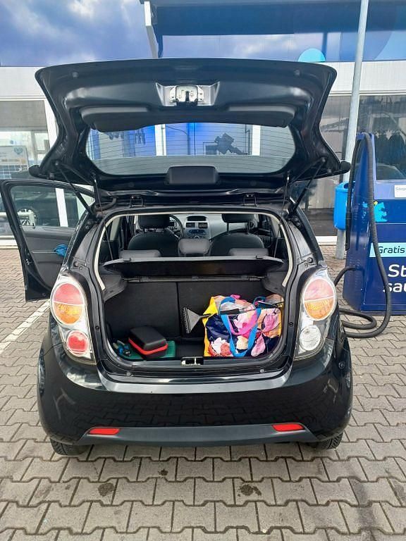 Gebraucht Chevrolet Spark LS 82 PS (60 kW) 2010 Schwarz Kleinwagen