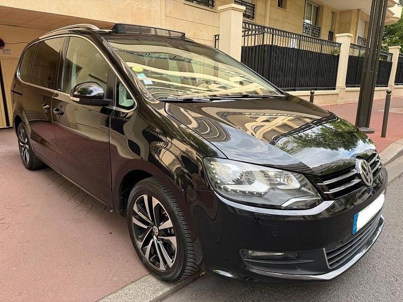 Schwarz Gebraucht 2019 VW Sharan IQ Drive Van / Kleinbus | 13.200 € (Fairer Preis) - Bild 1/4