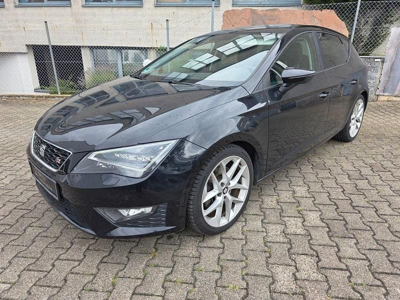 Schwarz Gebraucht 2013 Seat Leon FR Limousine | 7.990 € (Fairer Preis) - Bild 1/4