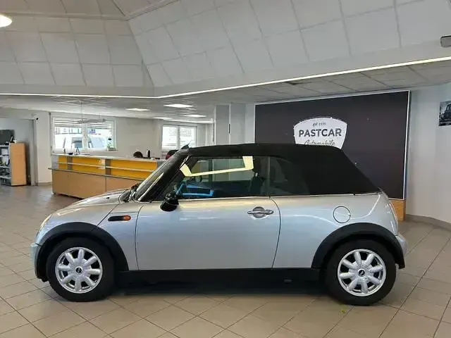Gebraucht Mini One Cabriolet 105 PS (77 kW) 2004 Silber Cabrio