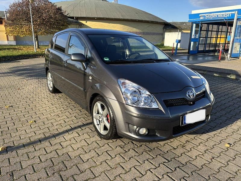 Gebraucht 2007 Toyota Corolla Verso Van / Kleinbus | 3.150 € (Fairer Preis) - Bild 1/4