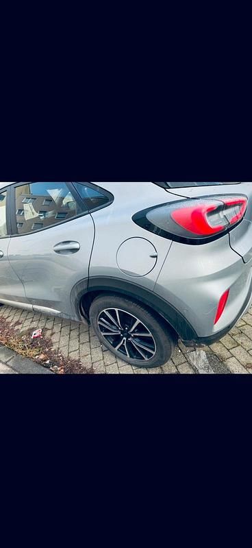 Gebraucht Ford Puma Titanium 125 PS (91 kW) 2022 Grau SUV
