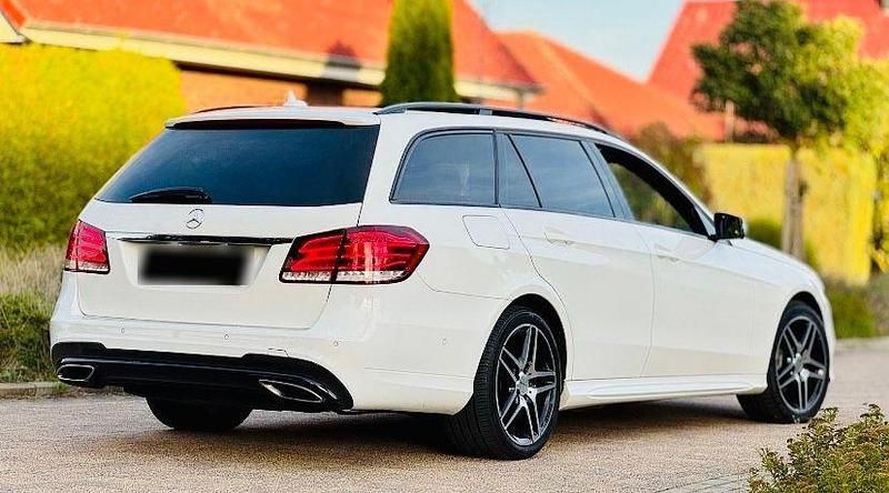 Gebraucht Mercedes E350 AMG 258 PS (189 kW) 2016 Weiß Kombi