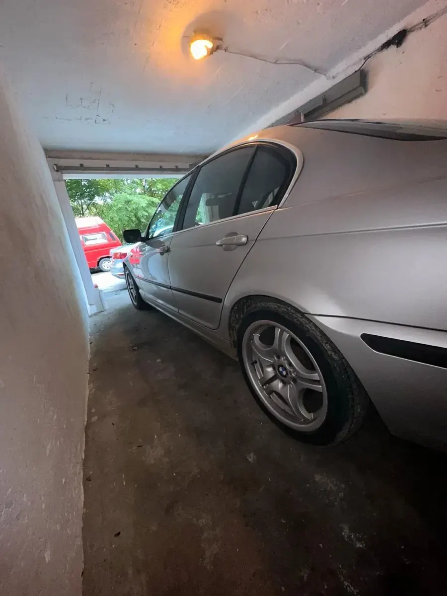Gebraucht BMW 320 Basis 170 PS (125 kW) 2002 Grau Limousine