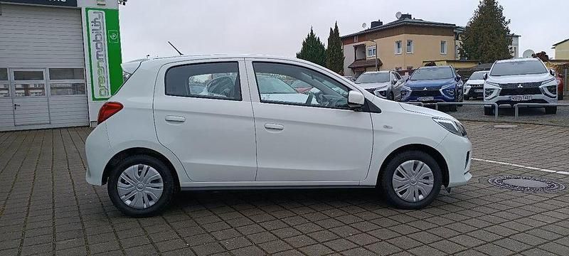 Gebraucht Mitsubishi Space Star Select 71 PS (52 kW) 2024 Weiß Kleinwagen