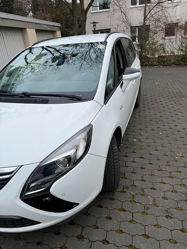 Gebraucht Opel Zafira 116 PS (85 kW) 2015 Weiß Van / Kleinbus