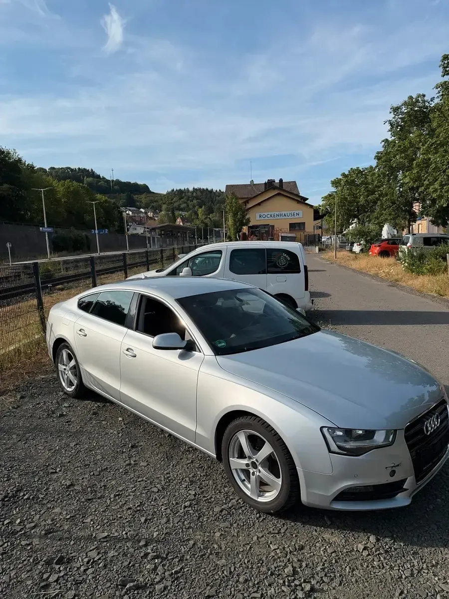 Gebraucht Audi A5 Sportback 177 PS (130 kW) 2012 Silber Kleinwagen