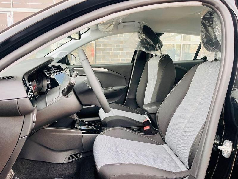 Neu Opel Corsa Edition 110 PS (80 kW) 2025 Schwarz Limousine