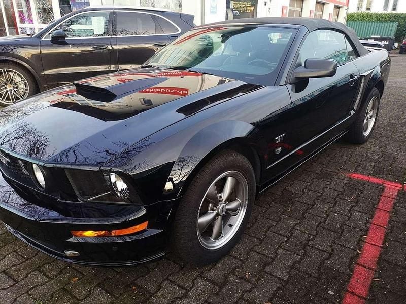 Schwarz Gebraucht 2005 Ford Mustang GT Cabrio | 17.900 € (Etwas zu teuer) - Bild 1/4