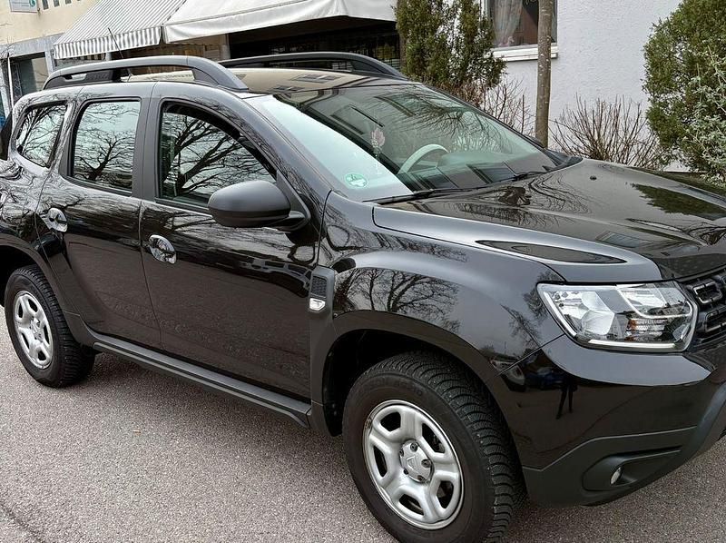 Gebraucht Dacia Duster Comfort 101 PS (74 kW) 2019 Schwarz SUV