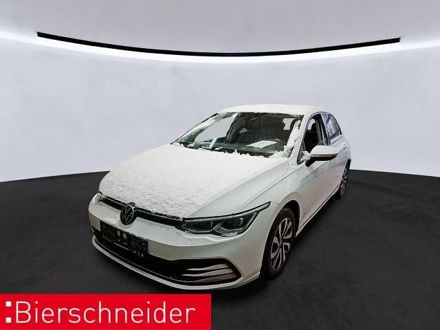 Gebraucht VW Golf VIII Active 150 PS (110 kW) 2023 Weiss Limousine