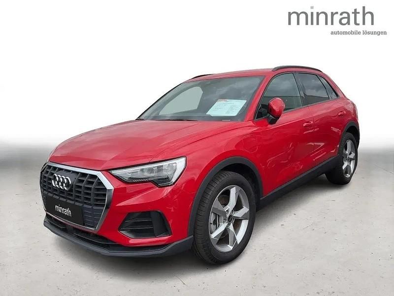 Tangorot metallic Gebraucht 2022 Audi Q3 Ambiente SUV | 31.720 € (Guter Preis) - Bild 1/4