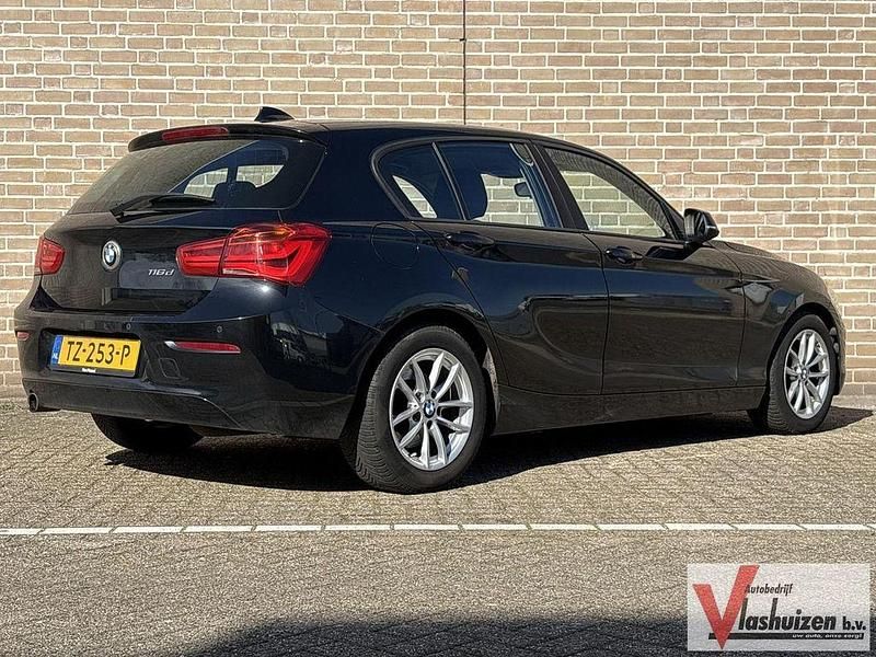 Gebraucht BMW 116 Sport Line 116 PS (85 kW) 2015 Schwarz Kleinwagen