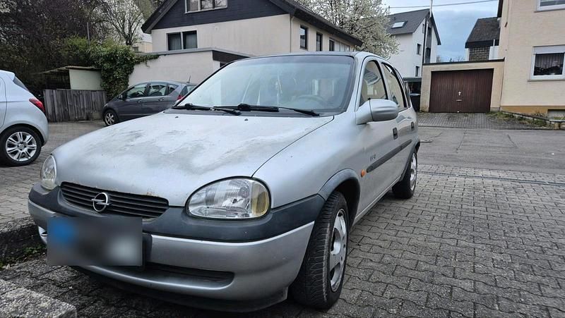 Gebraucht Opel Corsa Edition 90 PS (66 kW) 1999 Silber Kleinwagen