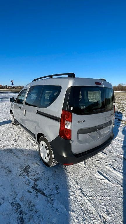 Gebraucht Dacia Dokker 116 PS (85 kW) 2016 Grau Van / Kleinbus